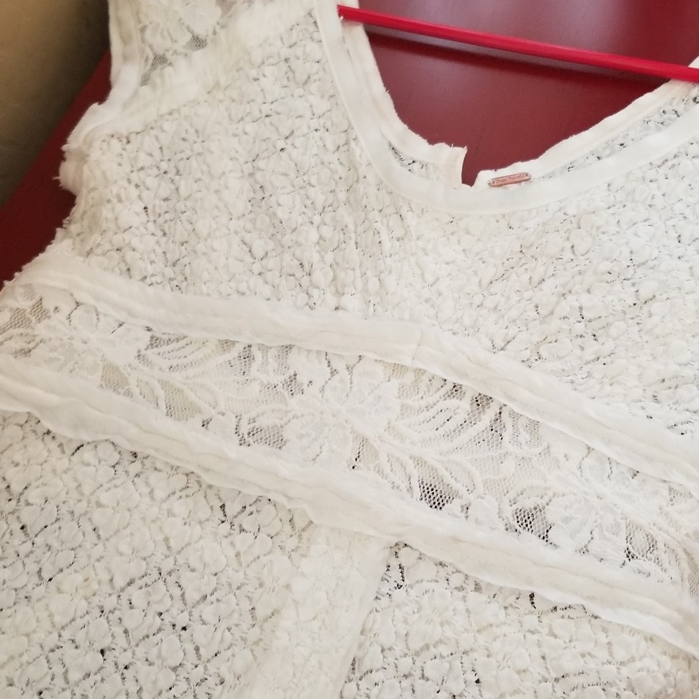 🌹Free People Milk Transparent Lace Raw Edge Top